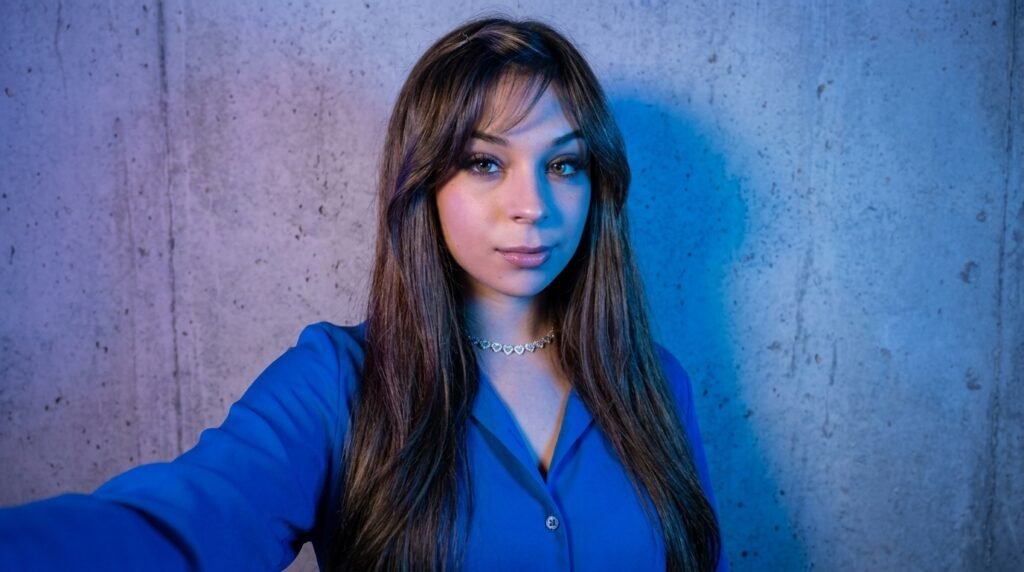 Aria Valencia Bio: Age, Career, Height & Net Worth