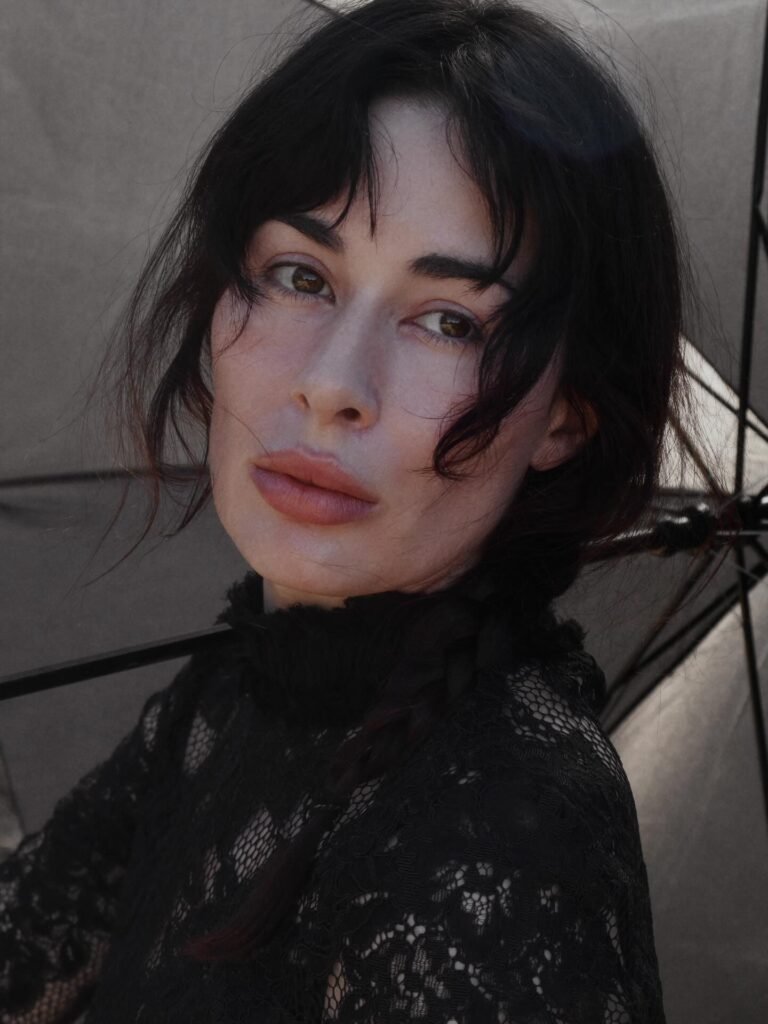 Olive Glass: Complete Biography, Career & Net Worth 2026