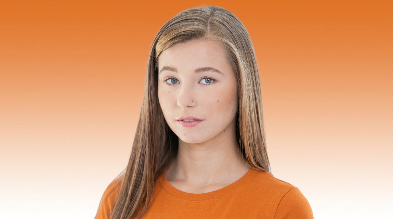 Who Is Carolina Sweets? Age, Career, Height & Net Worth