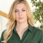 Alexa Grace: Bio, Age, Career, Height & Net Worth